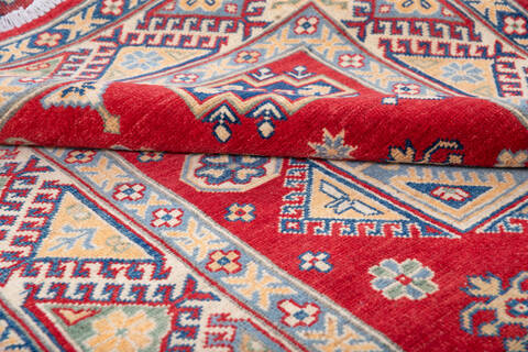 Kazak Red Hand Knotted 50 X 70 Area Rug 700-146008 Image 5