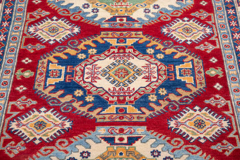 Kazak Red Hand Knotted 50 X 69 Area Rug 700-146017 Image 3