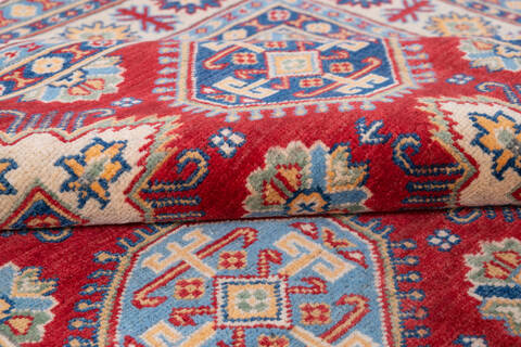 Kazak Red Hand Knotted 52 X 69 Area Rug 700-146049 Image 5