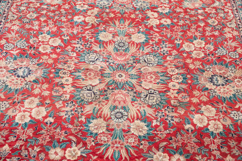Pak-Persian Red Hand Knotted 61 X 93 Area Rug 700-146085 Image 3
