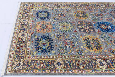Chobi Grey Hand Knotted 50 X 68 Area Rug 700-146100 Image 5