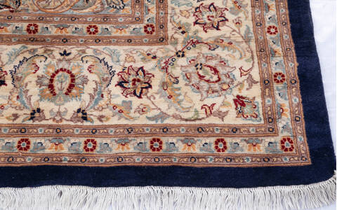 Pak-Persian Blue Hand Knotted 91 X 120 Area Rug 700-146110 Image 4