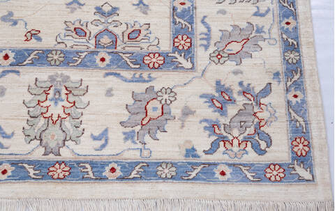 Chobi White Hand Knotted 91 X 116 Area Rug 700-146139 Image 4