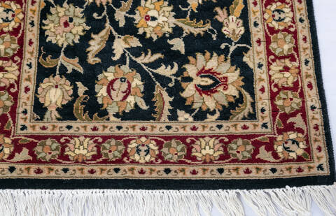 Pak-Persian Black Runner Hand Knotted 26 X 124 Area Rug 700-146174 Image 4