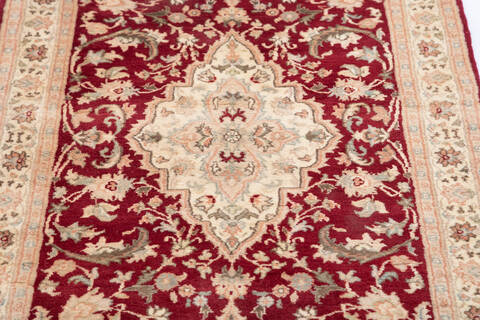 Pak-Persian Red Runner Hand Knotted 26 X 103 Area Rug 700-146176 Image 3