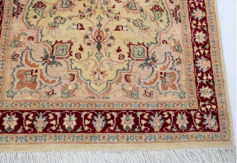 Pak-Persian Yellow Runner Hand Knotted 25 X 105 Area Rug 700-146180 Image 4
