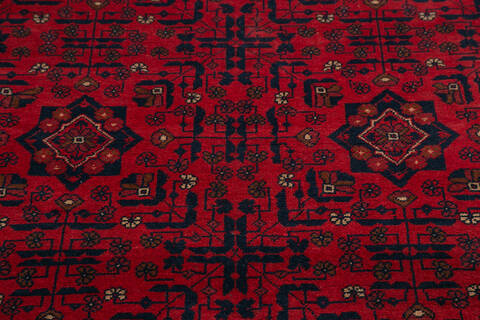 Khan Mohammadi Red Hand Knotted 51 X 66 Area Rug 700-146206 Image 3
