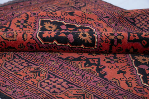 Khan Mohammadi Red Hand Knotted 41 X 58 Area Rug 700-146209 Image 5