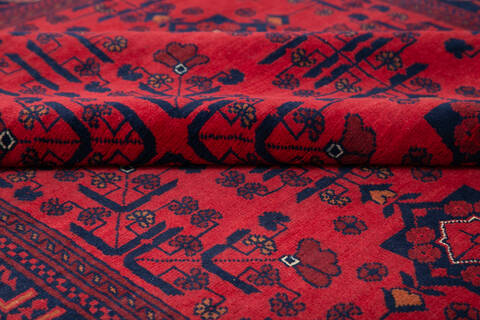 Khan Mohammadi Red Hand Knotted 411 X 65 Area Rug 700-146210 Image 3