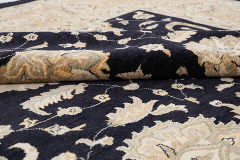Chobi Black Hand Knotted 93 X 124 Area Rug 700-146216 Image 5