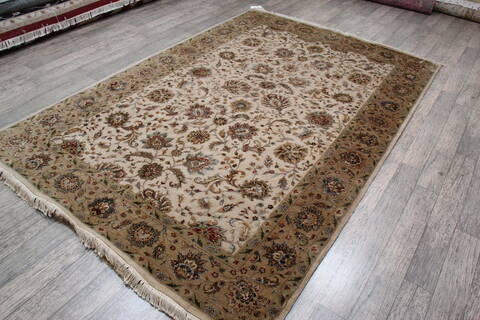 Jaipur Beige Hand Knotted 61 X 92 Area Rug 905-146320 Image 5