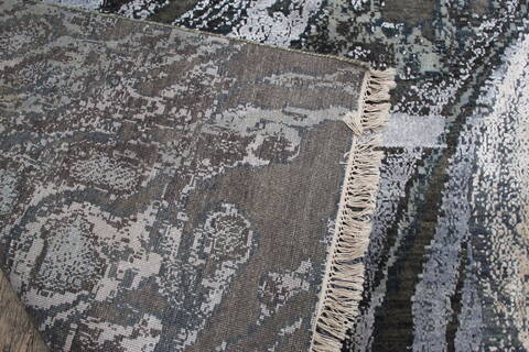 Jaipur Grey Hand Knotted 90 X 120 Area Rug 905-146321 Image 11