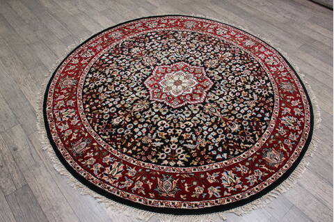 Kashan Black Round Hand Knotted 60 X 60 Area Rug 905-146326 Image 2