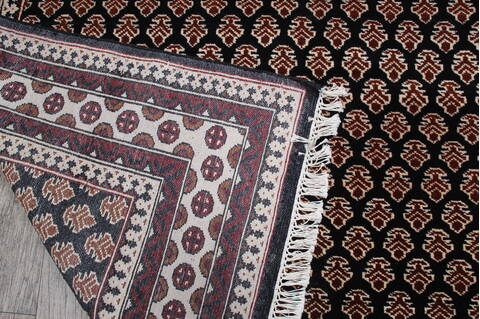 Bokhara Black Hand Knotted 53 X 83 Area Rug 905-146331 Image 10