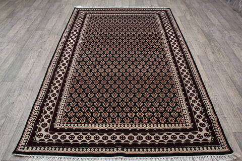 Bokhara Black Hand Knotted 53 X 83 Area Rug 905-146331 Image 9