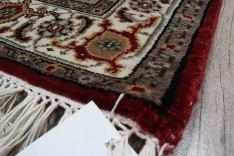 Mahi Red Hand Knotted 31 X 52 Area Rug 905-146334 Image 4