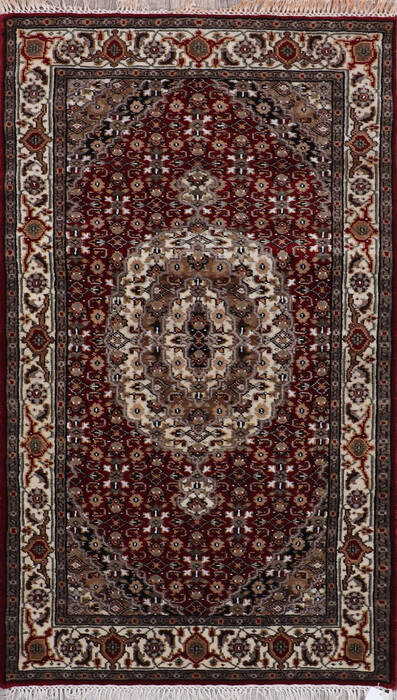 Mahi Red Hand Knotted 31 X 52 Area Rug 905-146334 Image 0