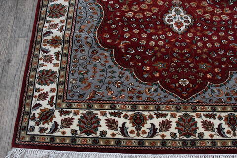 Mahi Red Hand Knotted 65 X 98 Area Rug 905-146337 Image 5