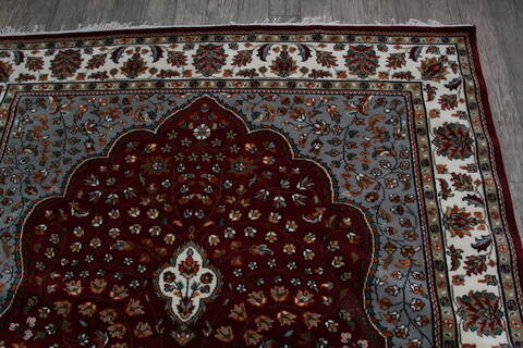 Mahi Red Hand Knotted 65 X 98 Area Rug 905-146337 Image 9