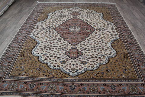Mahi White Hand Knotted 80 X 101 Area Rug 905-146450 Image 10