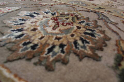 Jaipur Beige Hand Knotted 61 X 90 Area Rug 905-146468 Image 5