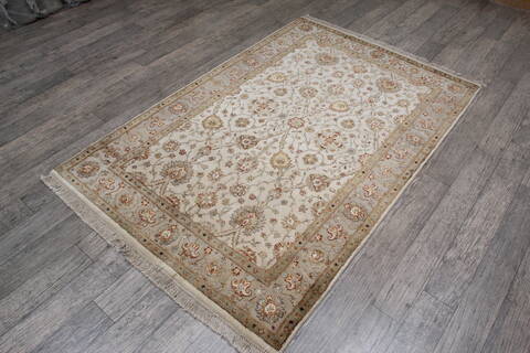 Jaipur White Hand Knotted 41 X 63 Area Rug 905-146476 Image 3