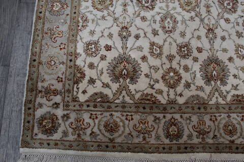 Jaipur White Hand Knotted 41 X 63 Area Rug 905-146476 Image 6