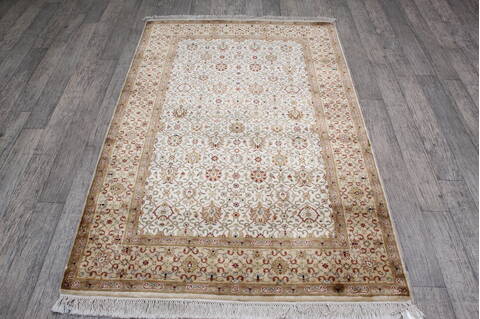 Jaipur White Hand Knotted 41 X 62 Area Rug 905-146486 Image 1