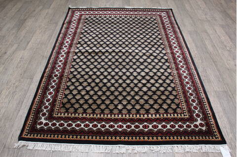 Kashmir Black Hand Knotted 51 X 70 Area Rug 905-146490 Image 1