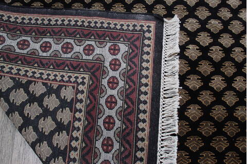 Kashmir Black Hand Knotted 51 X 70 Area Rug 905-146490 Image 7