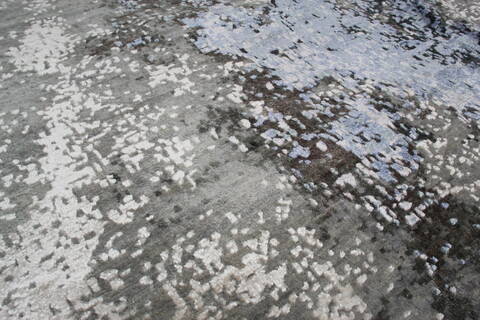 Jaipur Grey Hand Knotted 80 X 102 Area Rug 905-146510 Image 6