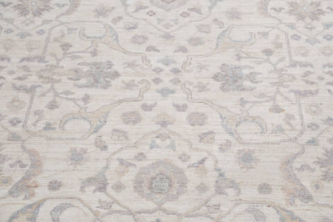 Chobi Beige Hand Knotted 80 X 100 Area Rug 700-146526 Image 3