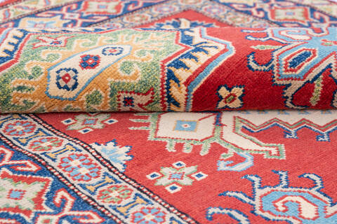 Kazak Red Hand Knotted 40 X 59 Area Rug 700-146568 Image 5