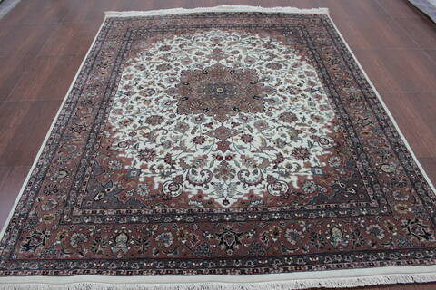 Persian Beige Hand Knotted 67 X 82 Area Rug 902-146595 Image 0
