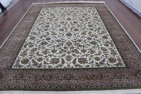 Persian Beige Hand Knotted 82 X 116 Area Rug 902-146600 Image 0