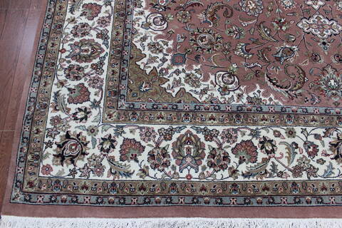 Persian Beige Hand Knotted 88 X 88 Area Rug 902-146603 Image 1