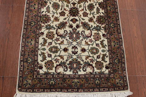 Persian Beige Runner Hand Knotted 27 X 67 Area Rug 902-146627 Image 1