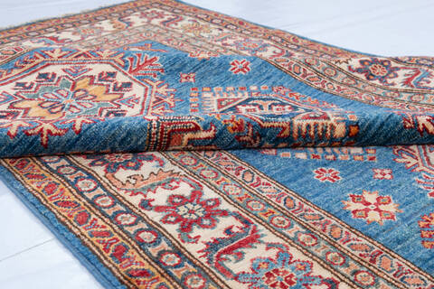 Kazak Blue Hand Knotted 42 X 64 Area Rug 700-146708 Image 4