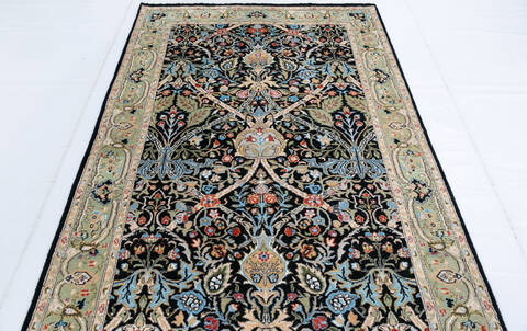 Pak-Persian Black Hand Knotted 45 X 71 Area Rug 700-146732 Image 4