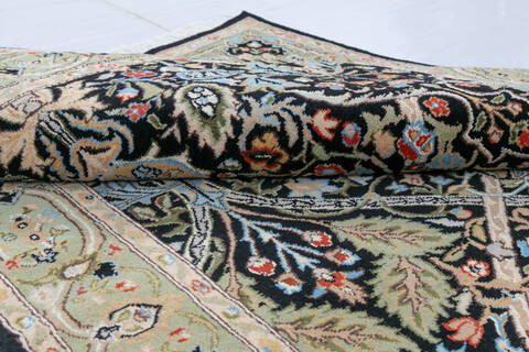 Pak-Persian Black Hand Knotted 45 X 71 Area Rug 700-146732 Image 5
