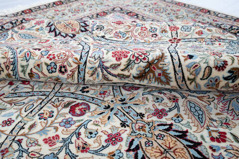 Pak-Persian Beige Hand Knotted 62 X 93 Area Rug 700-146733 Image 7