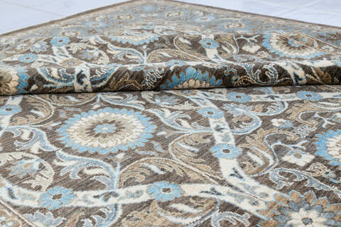 Chobi Brown Hand Knotted 80 X 102 Area Rug 700-146737 Image 4