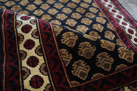 Kashmir Black Hand Knotted 211 X 50 Area Rug 905-146756 Image 5