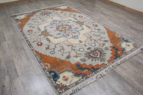 Heriz Grey Hand Knotted 60 X 90 Area Rug 905-146769 Image 2