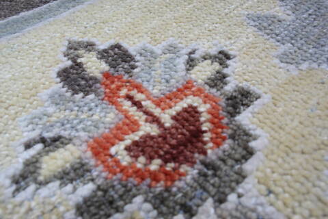 Heriz Grey Hand Knotted 60 X 90 Area Rug 905-146769 Image 5