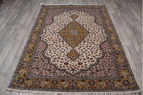 Mahi Beige Hand Knotted 51 X 71 Area Rug 905-146772 Image 6