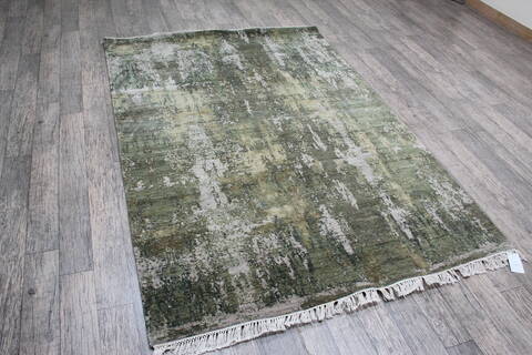 Jaipur Green Hand Knotted 51 X 72 Area Rug 905-146777 Image 2