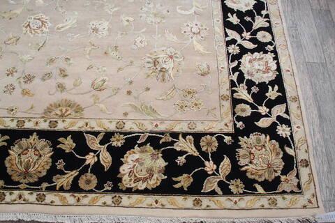 Jaipur Beige Hand Knotted 90 X 121 Area Rug 905-146810 Image 3