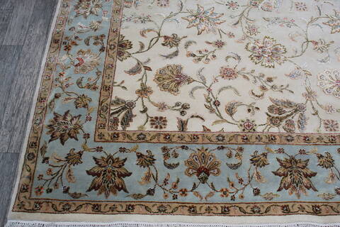 Jaipur White Hand Knotted 81 X 910 Area Rug 905-146834 Image 2