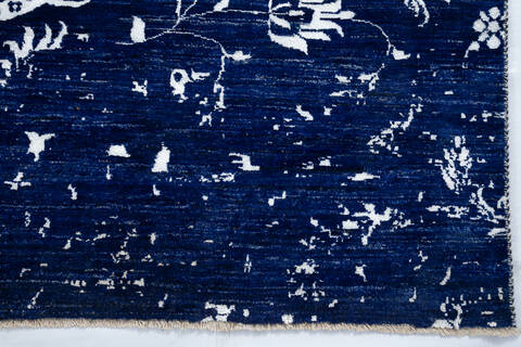 Chobi Blue Hand Knotted 82 X 100 Area Rug 700-146878 Image 3